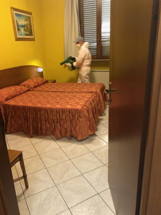 Hotel La Caravella Μιλάνο Εξωτερικό φωτογραφία