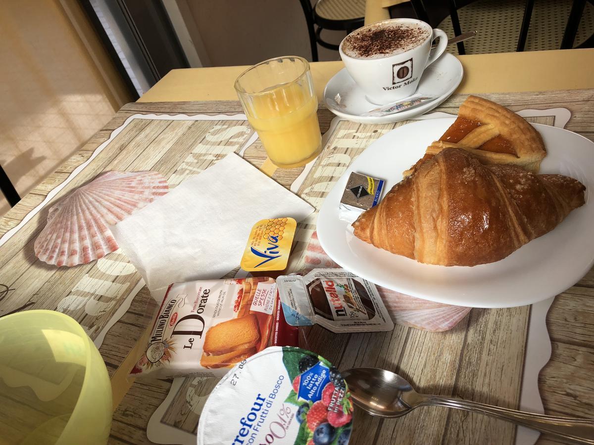 Hotel La Caravella Μιλάνο Εξωτερικό φωτογραφία